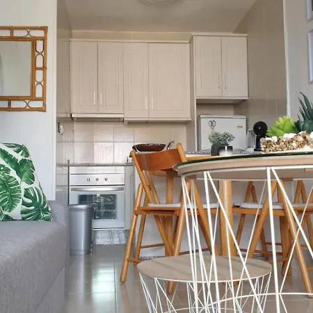 Oasis Paradise Apartament *